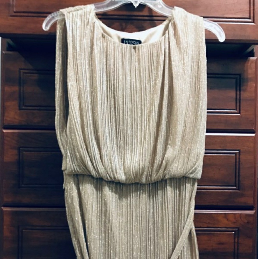 100% Polyester material dress.